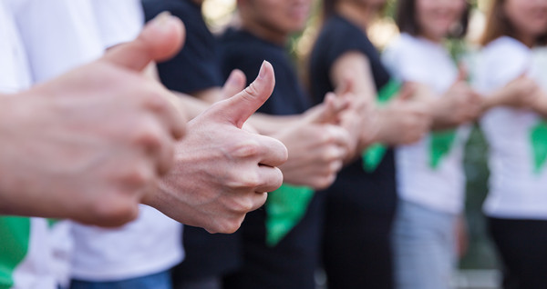 員工是企業(yè)的競(jìng)爭(zhēng)優(yōu)勢(shì) 員工是企業(yè)的競(jìng)爭(zhēng)優(yōu)勢(shì)