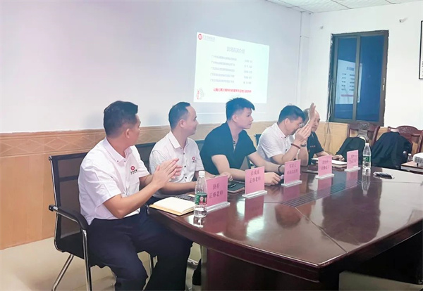 鐵源項目啟動大會現(xiàn)場 鐵源項目啟動大會現(xiàn)場