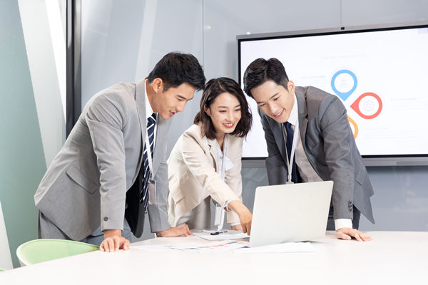 精益人才發(fā)展：培養(yǎng)專業(yè)人才，推動企業(yè)持續(xù)發(fā)展