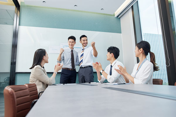 年度經(jīng)營(yíng)計(jì)劃：挖掘市場(chǎng)潛力，提升競(jìng)爭(zhēng)優(yōu)勢(shì)