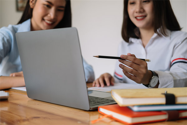 聚焦年度目標(biāo)，精心策劃經(jīng)營，計(jì)劃引領(lǐng)企業(yè)前行